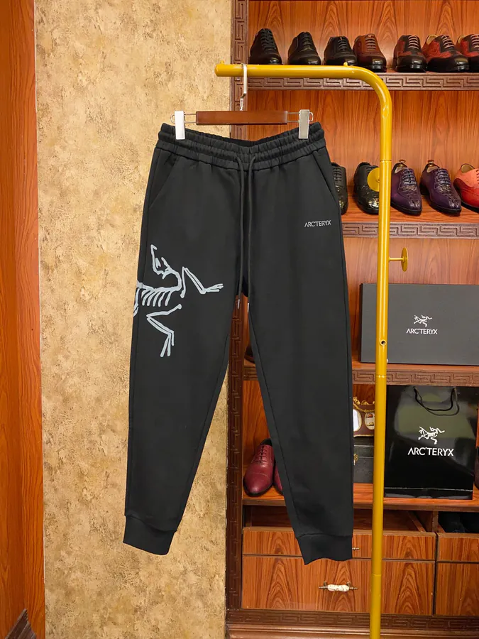 Arc'teryx Men and Women's Cotton Stripe Sweatpants