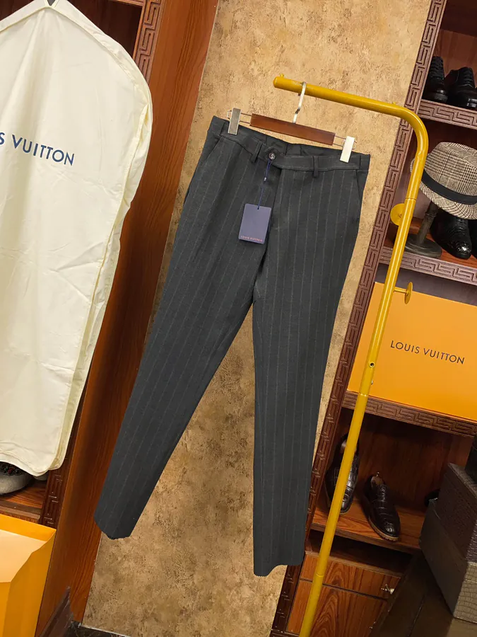 1V Loro Piana Exclusive Gentleman's Suit Set