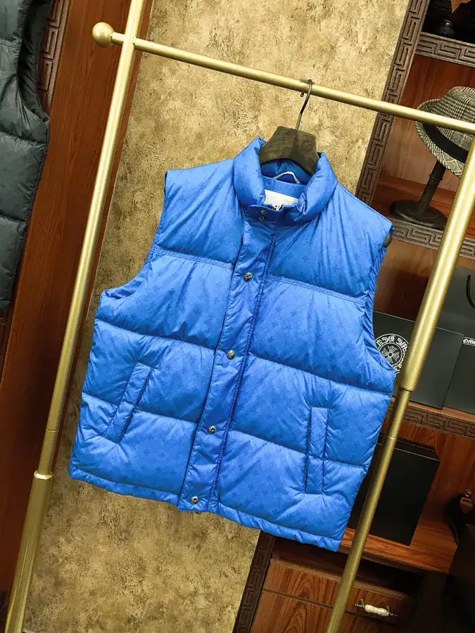 Come Hearts Dark Pattern Down Vest