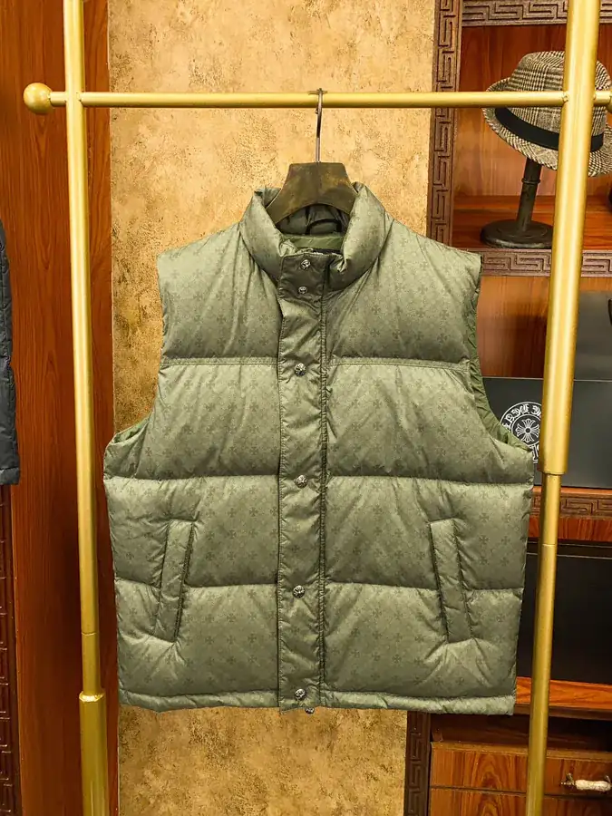 Come Hearts Dark Pattern Down Vest with High End Fabric