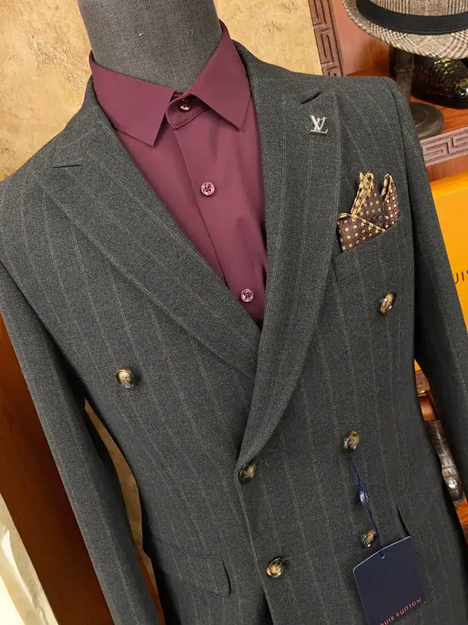 1V Loro Piana Exclusive Gentleman's Suit Set