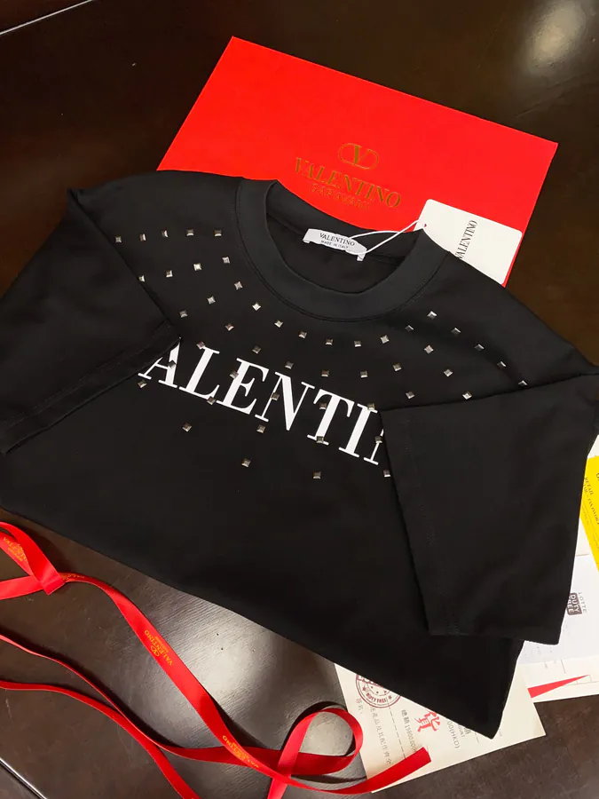 Valentino Round Neck Short Sleeve T Shirt with Letter Print
