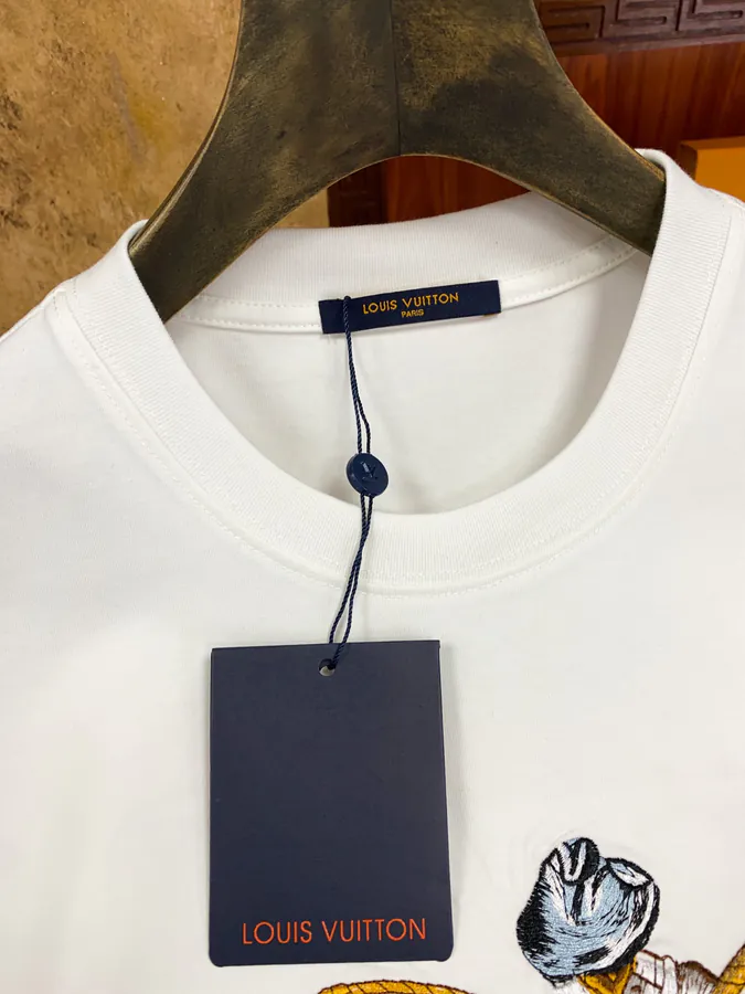 1V Loro Piana Men's and Women's Short Sleeve Trendy and Futuristic Design