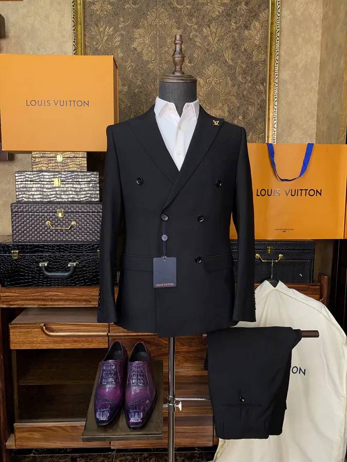 1V Armani Men's Business Suit Set