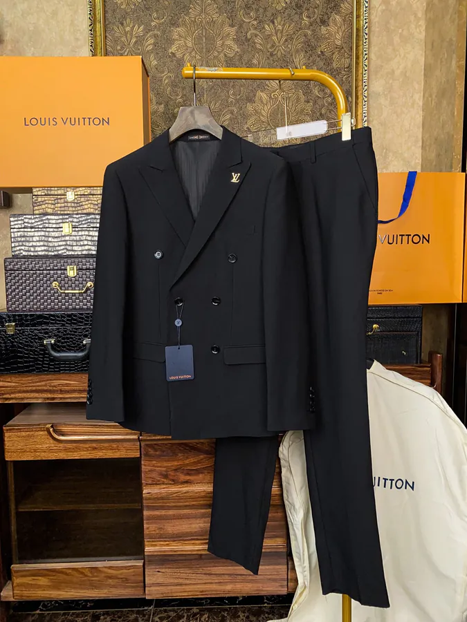 1V Armani Men's Premium Suit Set