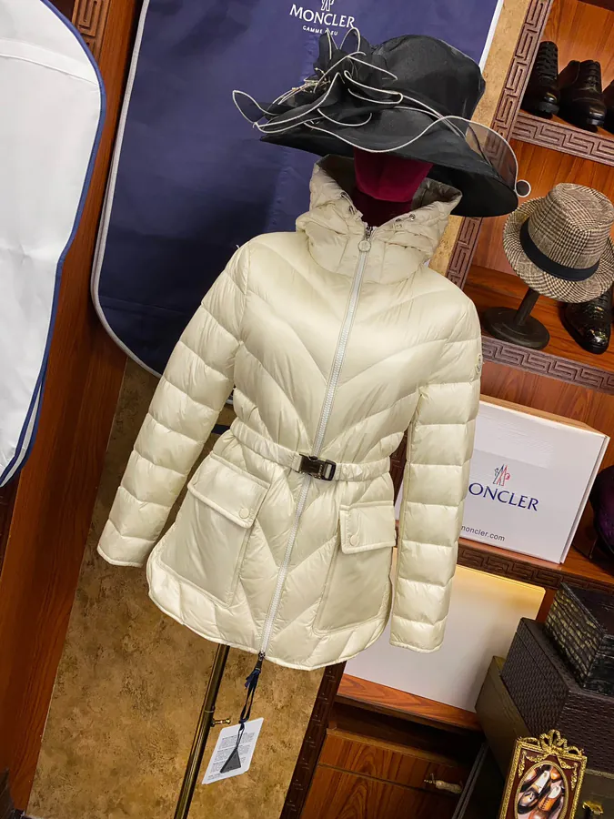 Argenno Women's Lightweight Down Jacket with Adjustable Waistband