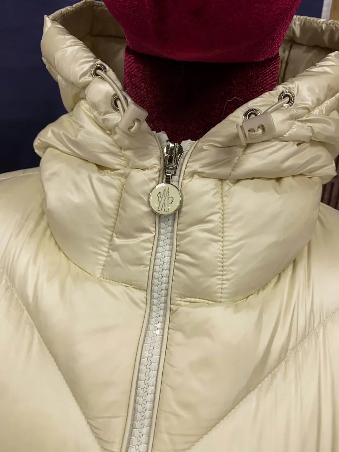 Argenno Women's Lightweight Down Jacket with Adjustable Waistband