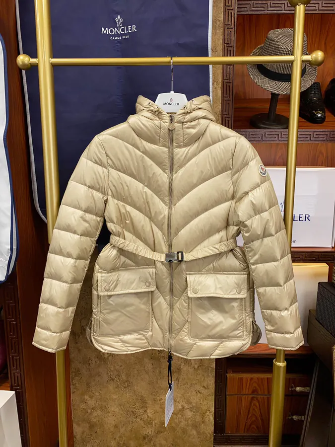 Argenno Women's Lightweight Down Jacket with Adjustable Waistband