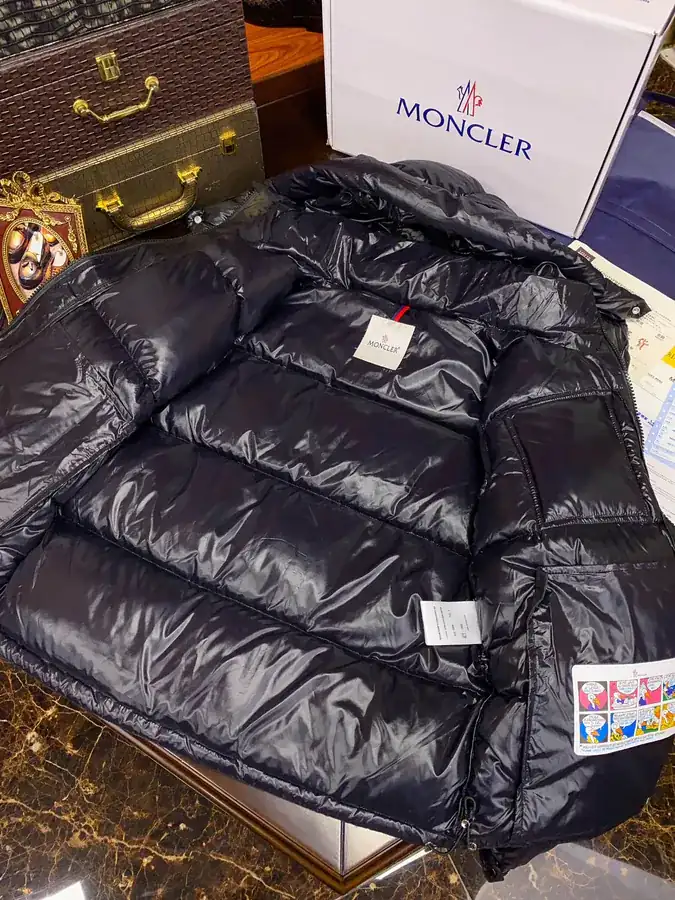 Monc Er Montbeliard 19FW Winter Coat