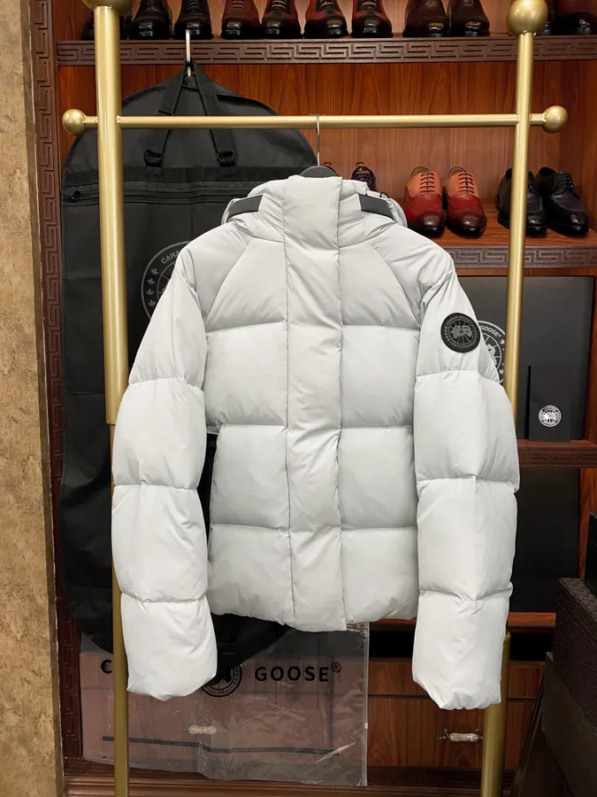 Canada Goose Men's and Women's Down Jacket