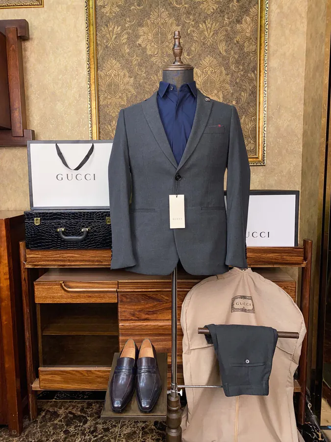 Gucci Men's Premium Suit Set Business & Casual