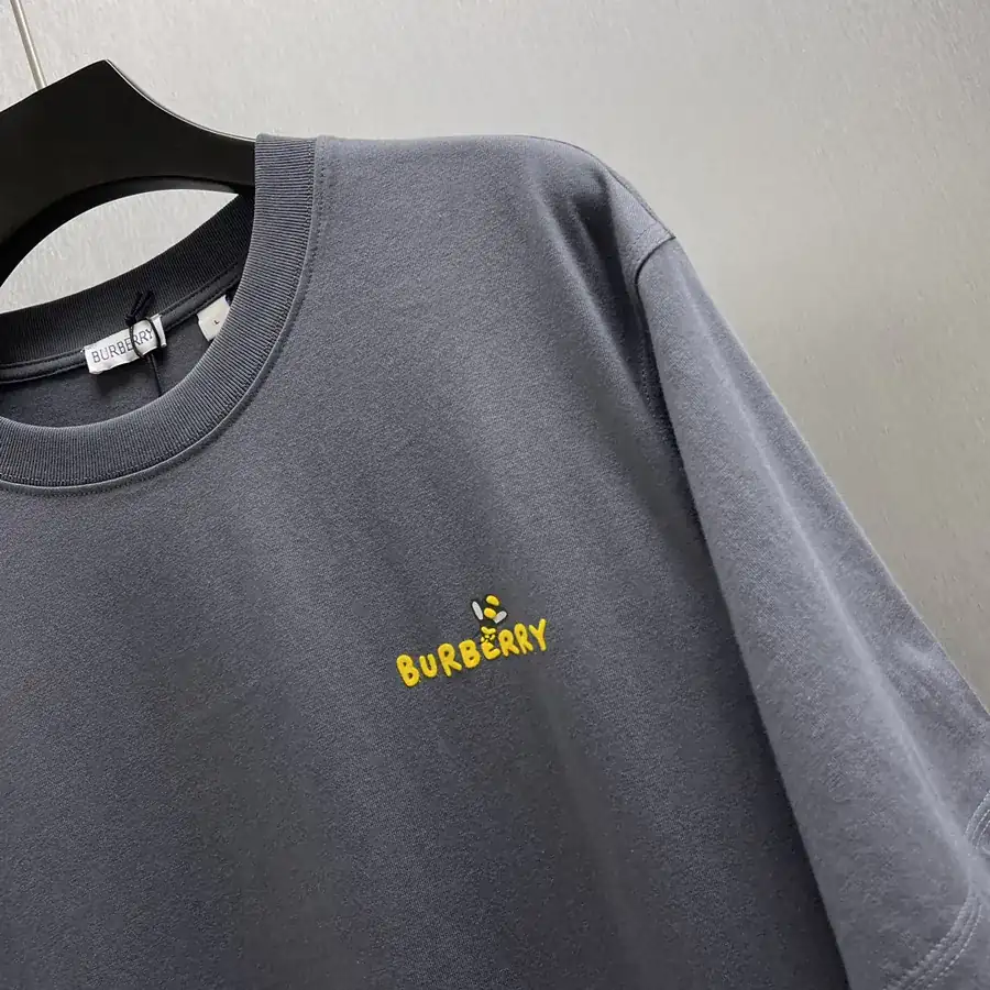 Burberry Plush Bee Print Short Sleeve T Shirt