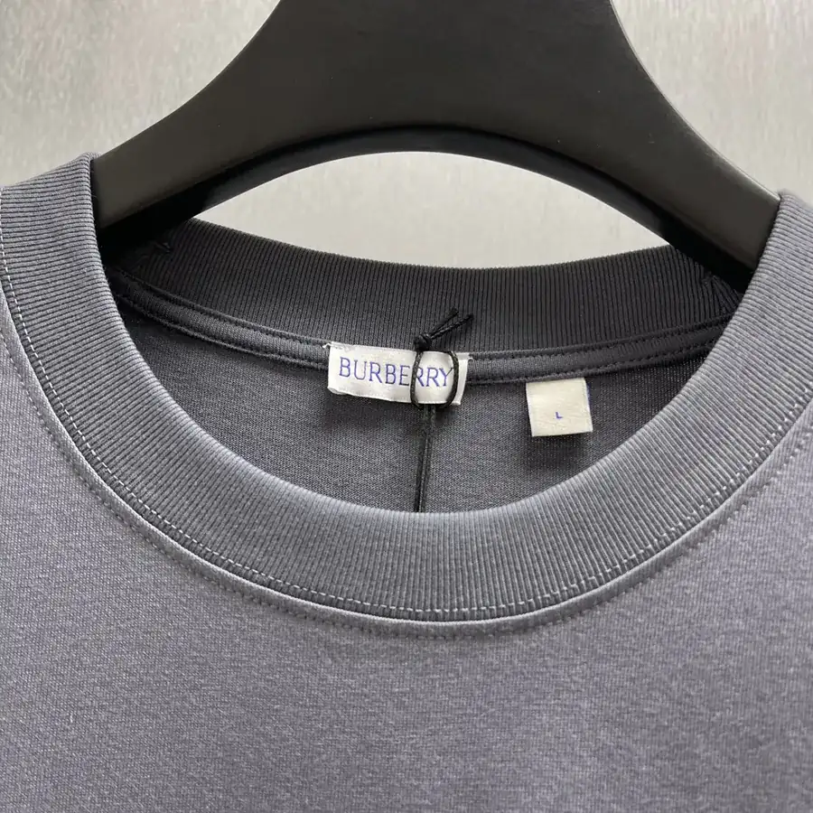 Burberry Plush Bee Print Short Sleeve T Shirt