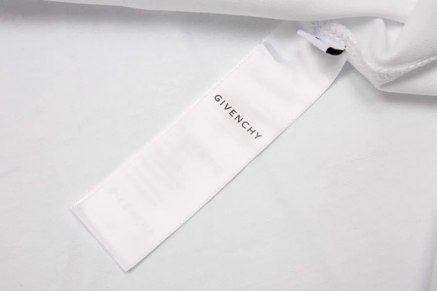 Giv Guerlain Snake Year Collection Gradient Letter Round Neck T Shirt
