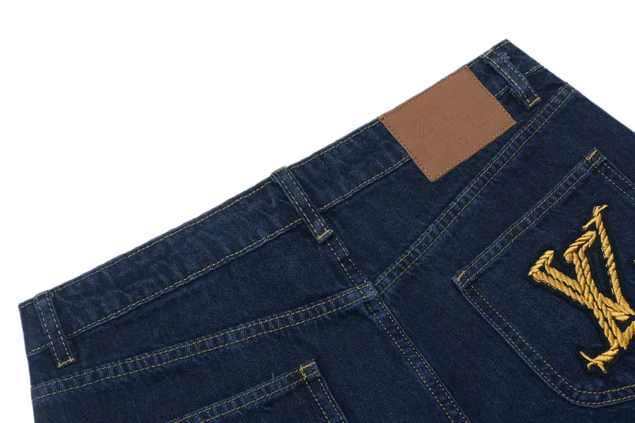 1V Synchronized Batch230 Denim Jeans with Wheat Letter Embroidery