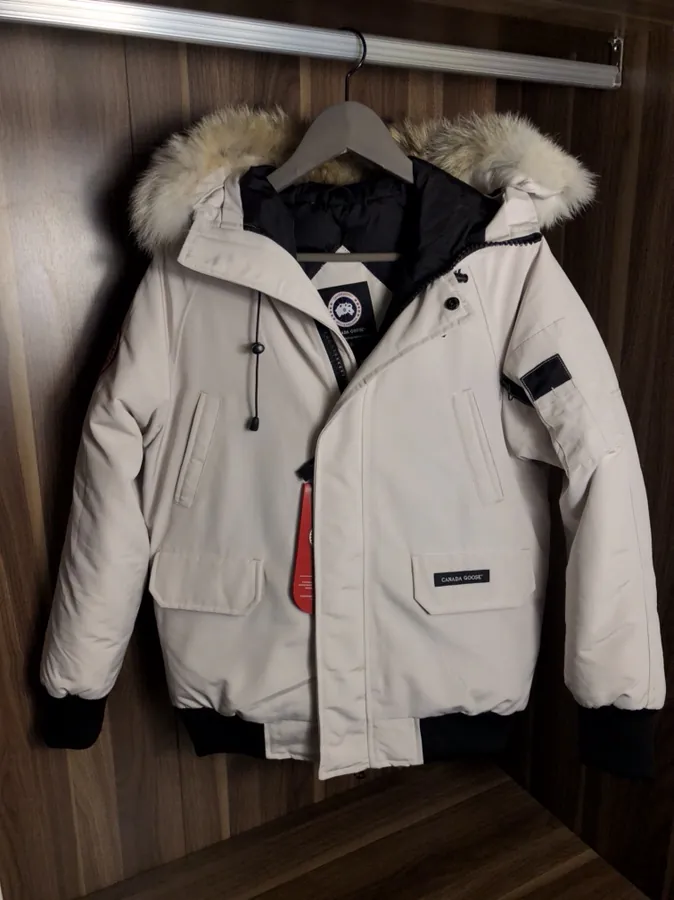 Canada Goose Mens Chilliwack Classic Short Men's Down Jacket