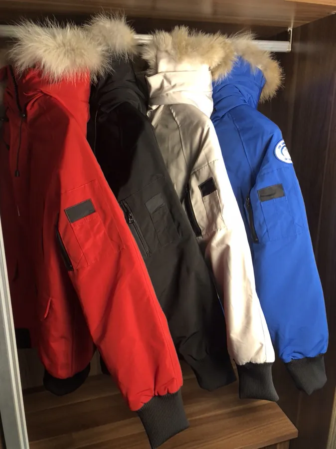 Canada Goose Mens Chilliwack Classic Short Men's Down Jacket