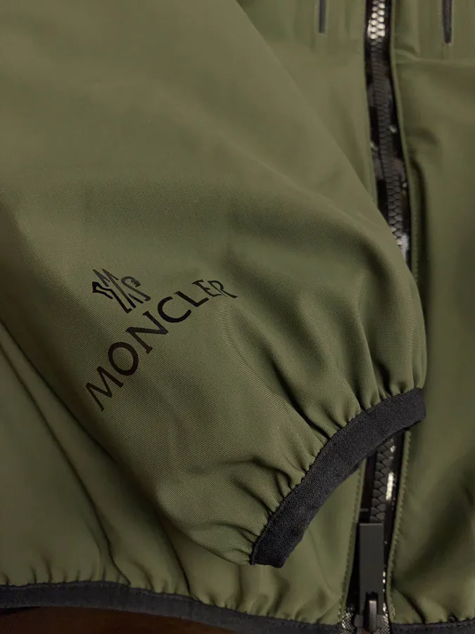 Moncler Outdoor Jacket Lightweight and Warm