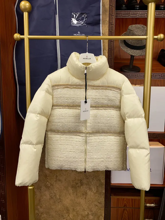 Moncler Aucun Women's Down Jacket Premium Luxury Design