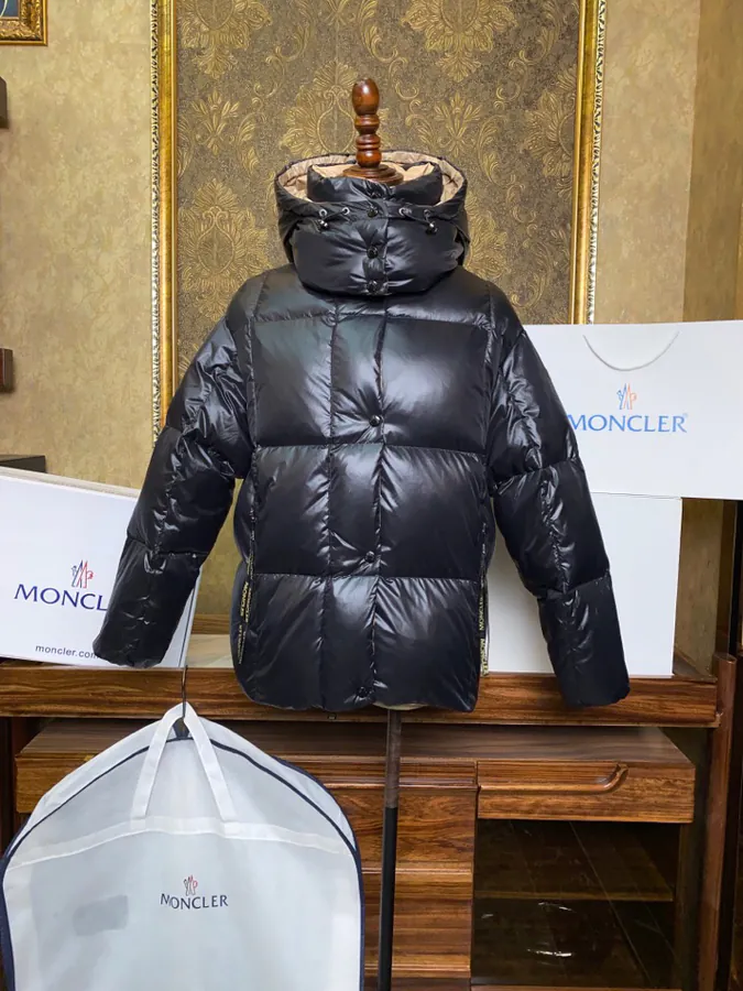 Moncler Parana Bucket Bag Premium Edition