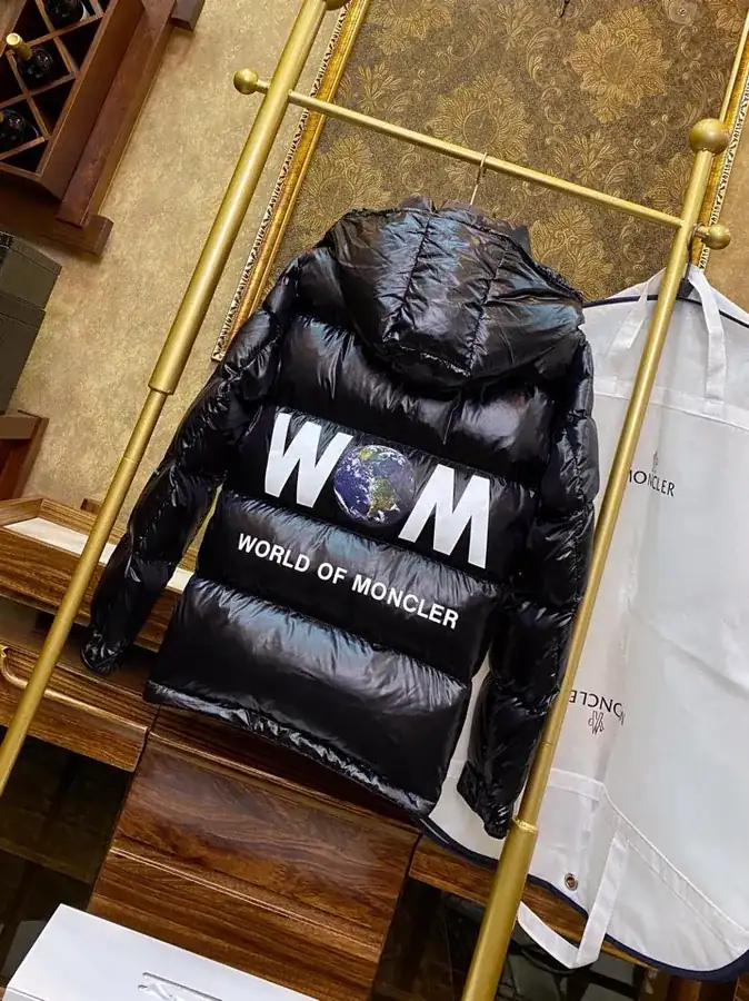 Moncler x Hiroshi Fujiwara Collaboration Earth Pattern情侣连帽羽绒服