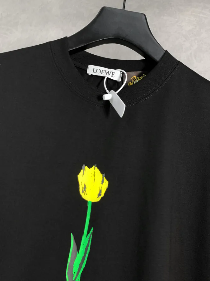 LOEW T恤 with Tulip Pattern, Ice Sensing Sorona Fabric