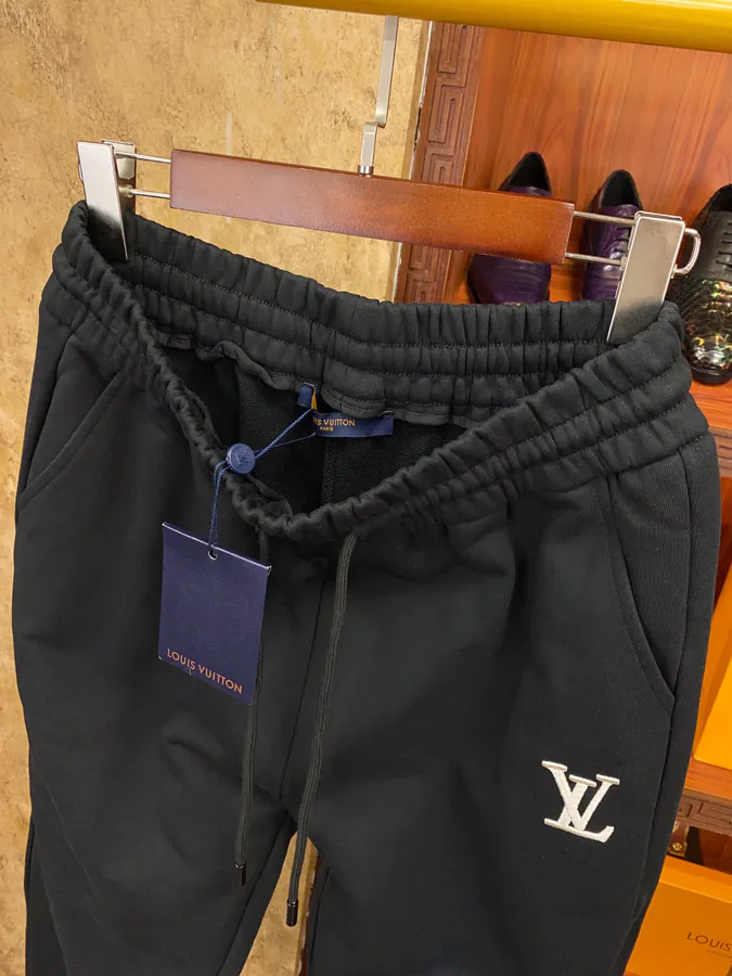 New Arrival 1V Casual Pants Premium Quality