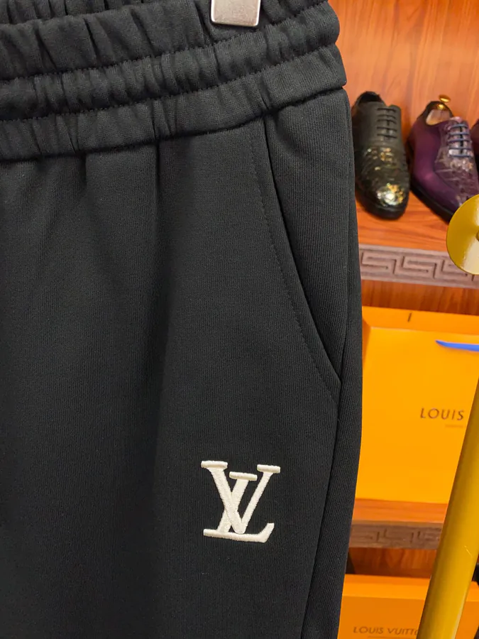 New Arrival 1V Casual Pants Premium Quality