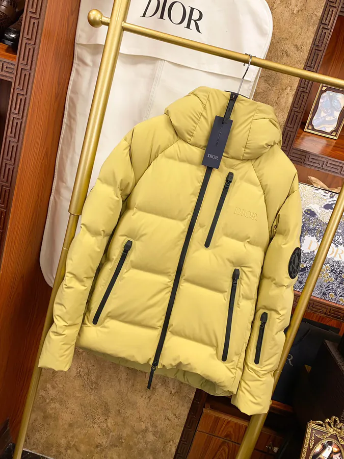 Premium Ski Jacket Collaboration with Di0r, High Quality Craftsmanship