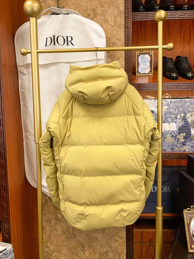 Premium Ski Jacket Collaboration with Di0r, High Quality Craftsmanship