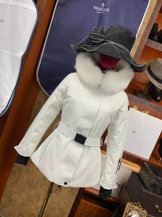 Moncler Laplance Ladies Down Ski Jacket High Performance Winter Gear