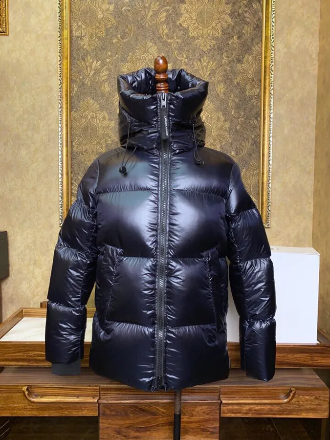 Canada Goose Premium Down Jacket for Men and Women
