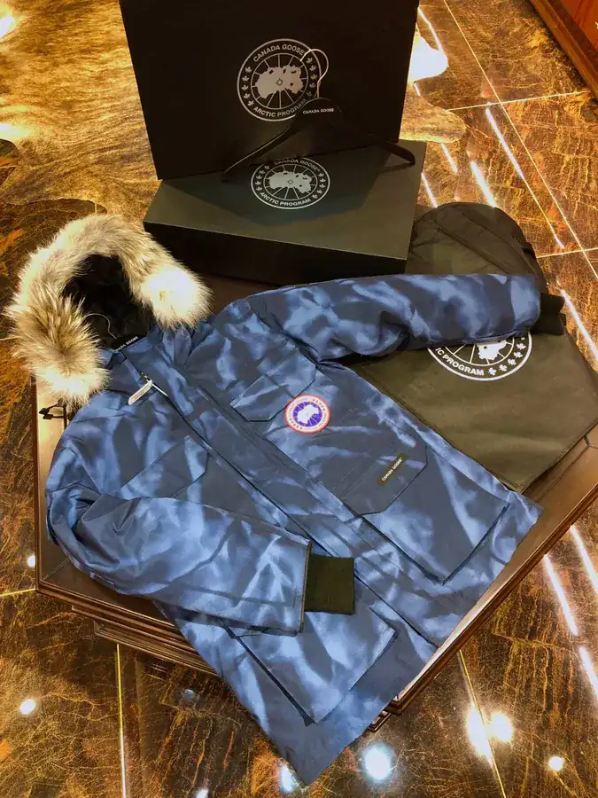 Canada Goose Far East 08 Series Down Jacket Unisex, Removable Fur Trim