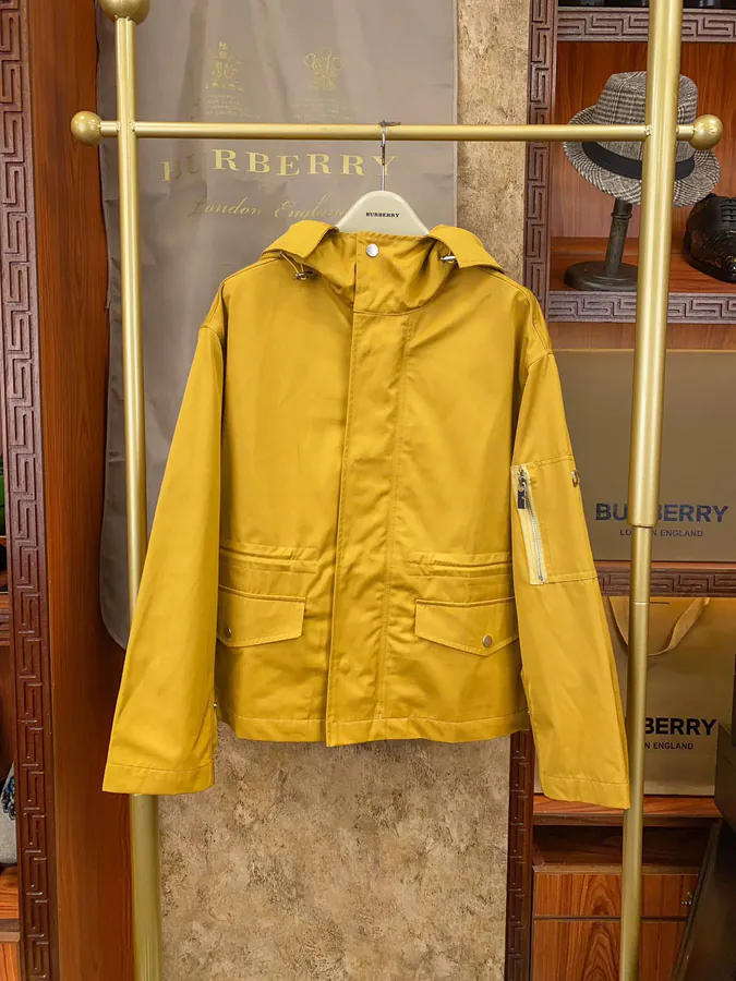 Barbour Early Autumn New Collection Hooded Jacket