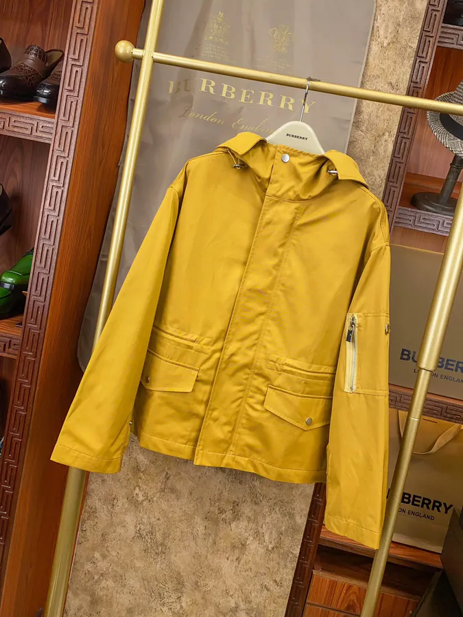 Barbour Early Autumn New Collection Hooded Jacket