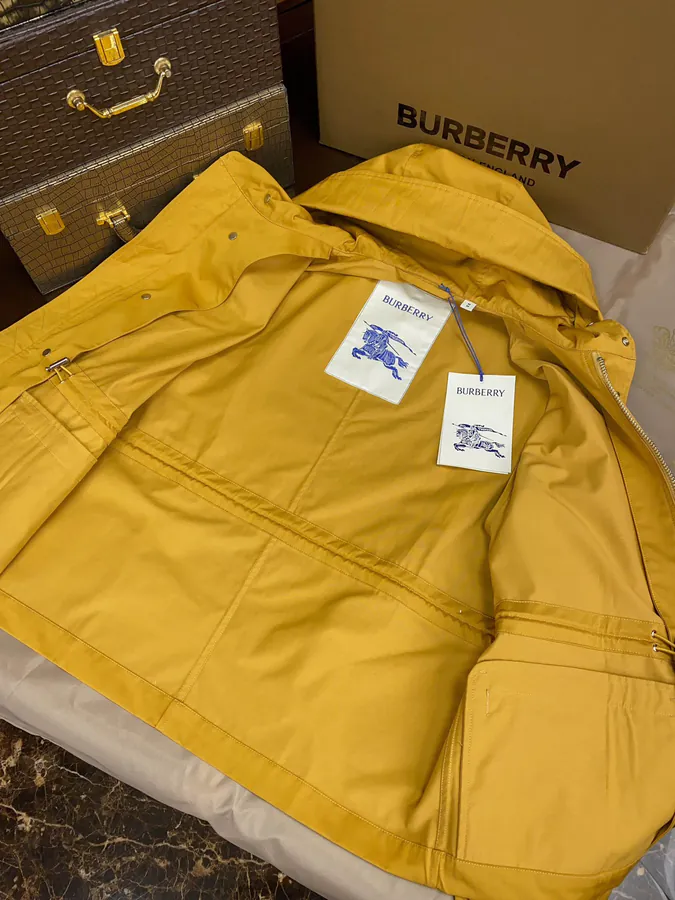 Barbour Early Autumn New Collection Hooded Jacket