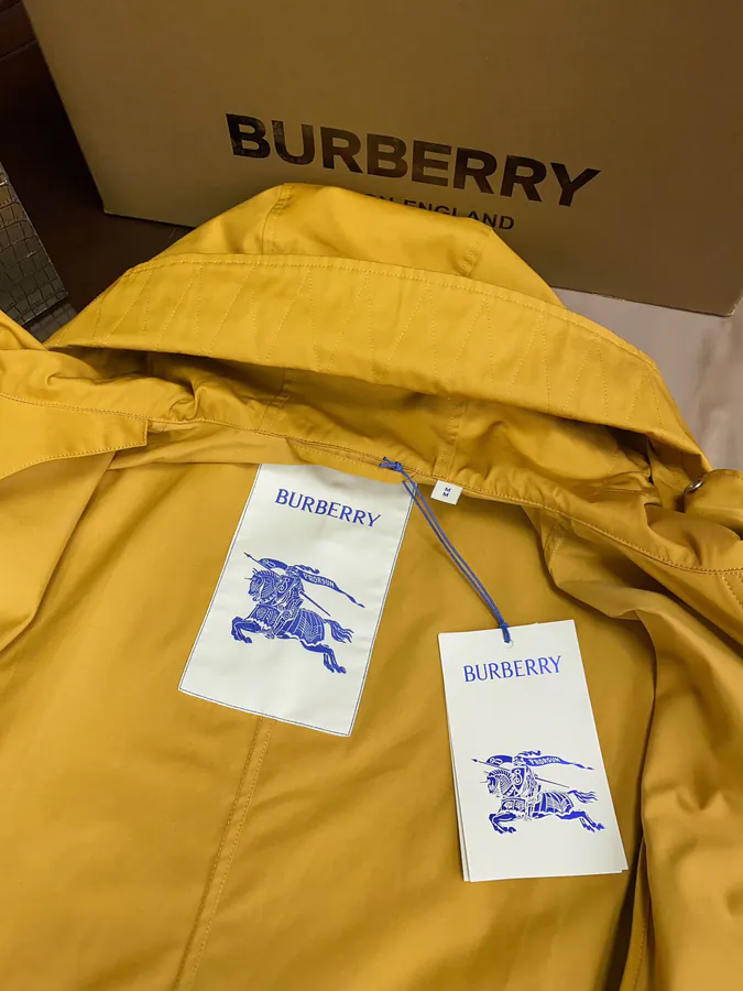 Barbour Early Autumn New Collection Hooded Jacket