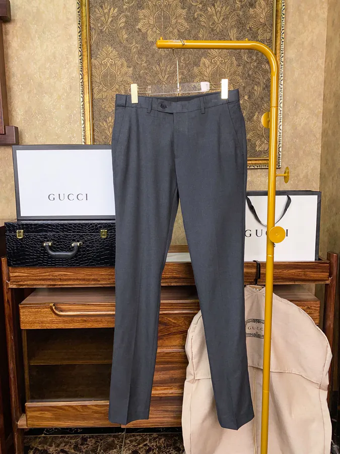 Gucci Men's Premium Suit Set Business & Casual