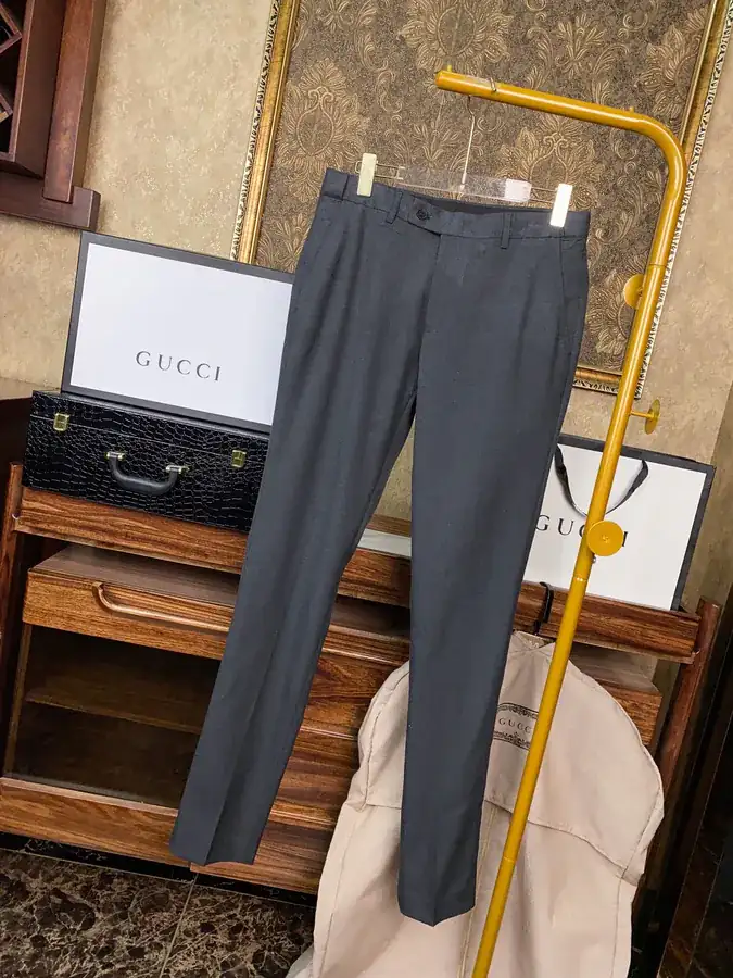 Gucci Men's Premium Suit Set Business & Casual