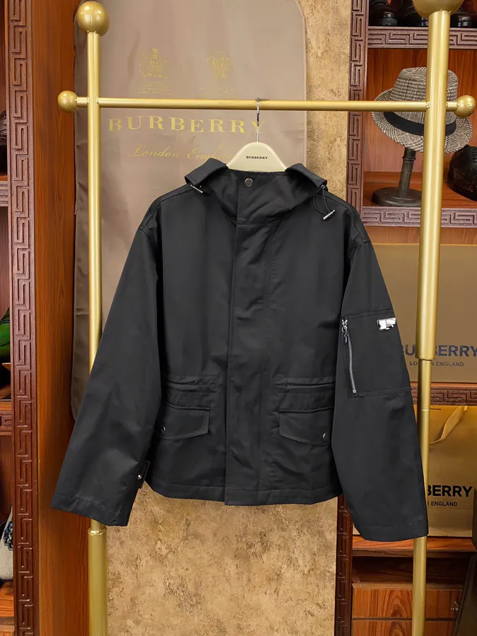 Barbour Early Autumn New Collection Hooded Jacket