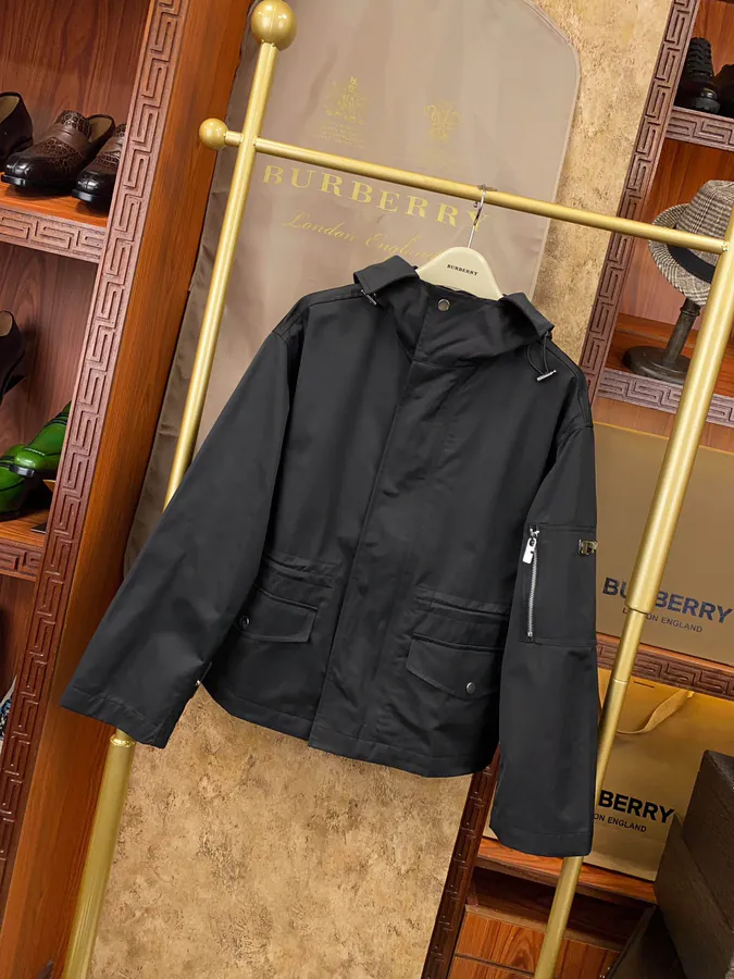Barbour Early Autumn New Collection Hooded Jacket