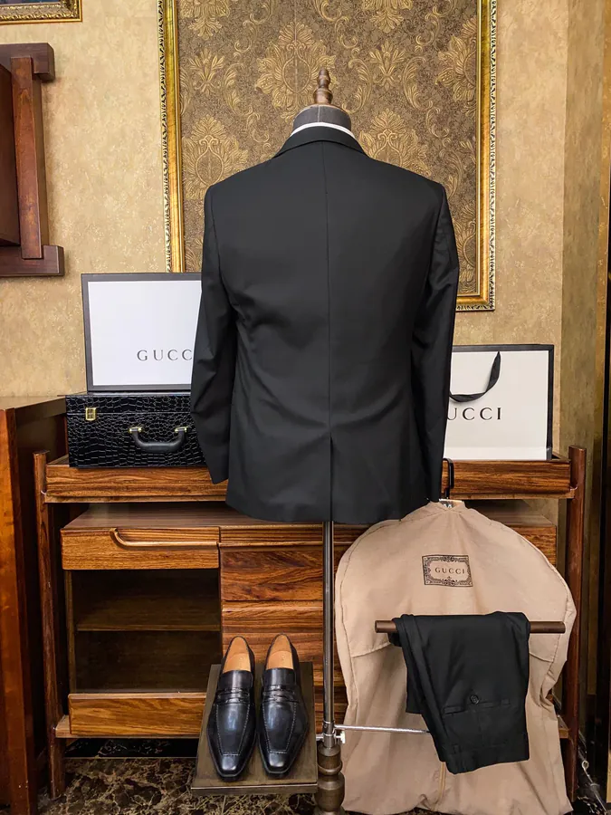 Gucci Men's Premium Suit Set Business Formal