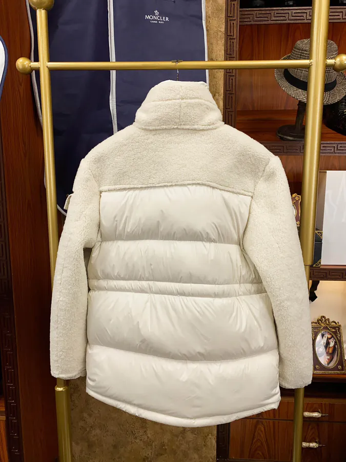 Moncler Escaut Short Women's Down Jacket