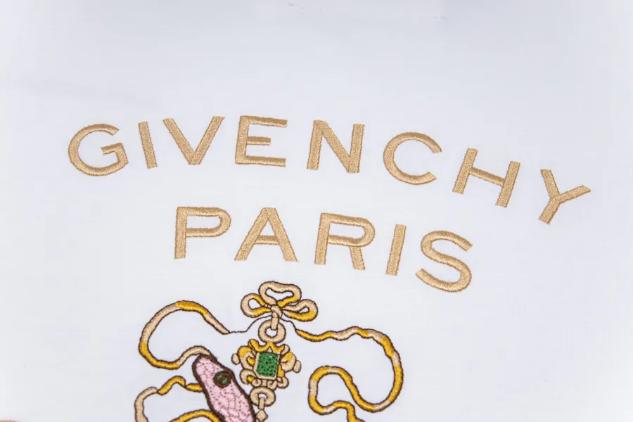GIVENCHY Embroidered Logo情侣款Short T