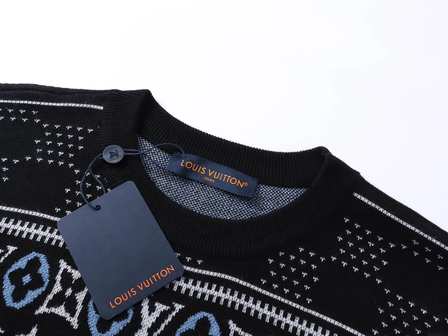 1V Lemaire New Cable Knit Sweater with Pattern