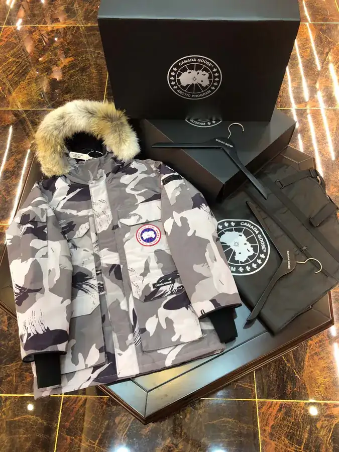 Canada Goose Far East 08 Series Down Jacket Unisex, Removable Fur Trim