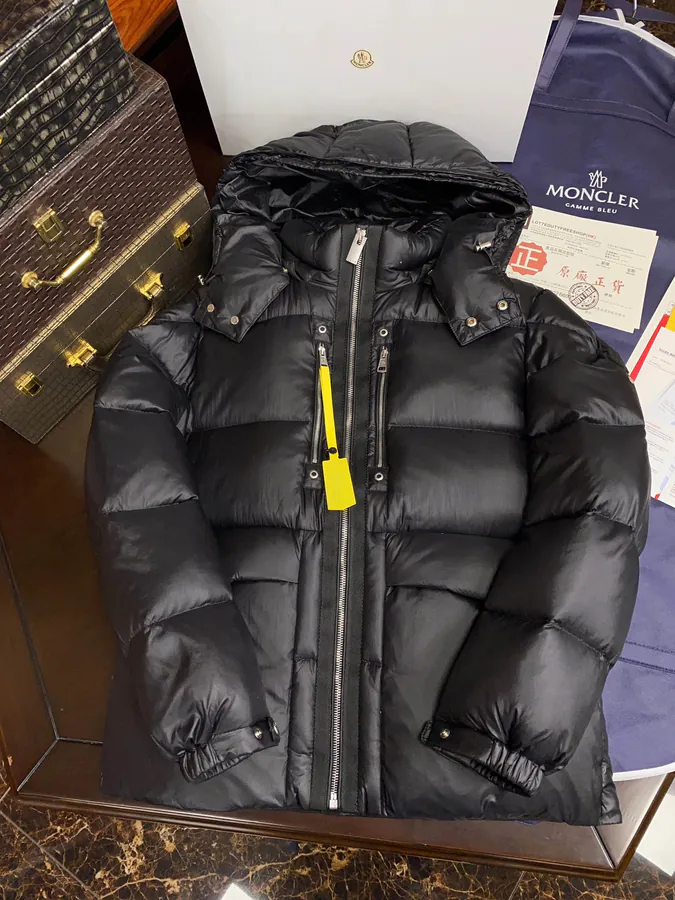 Moncler Men's and Women's Jacket Grey and Black
