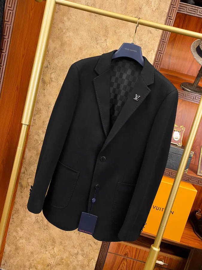 1V New Leisure Suit Premium Quality