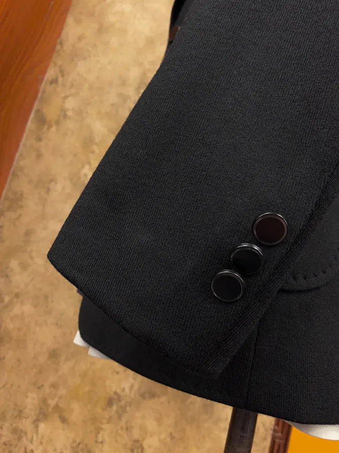 1V New Leisure Suit Premium Quality