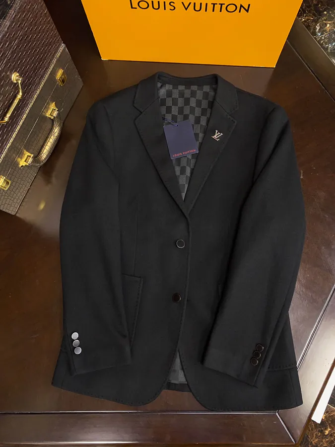 1V New Leisure Suit Premium Quality